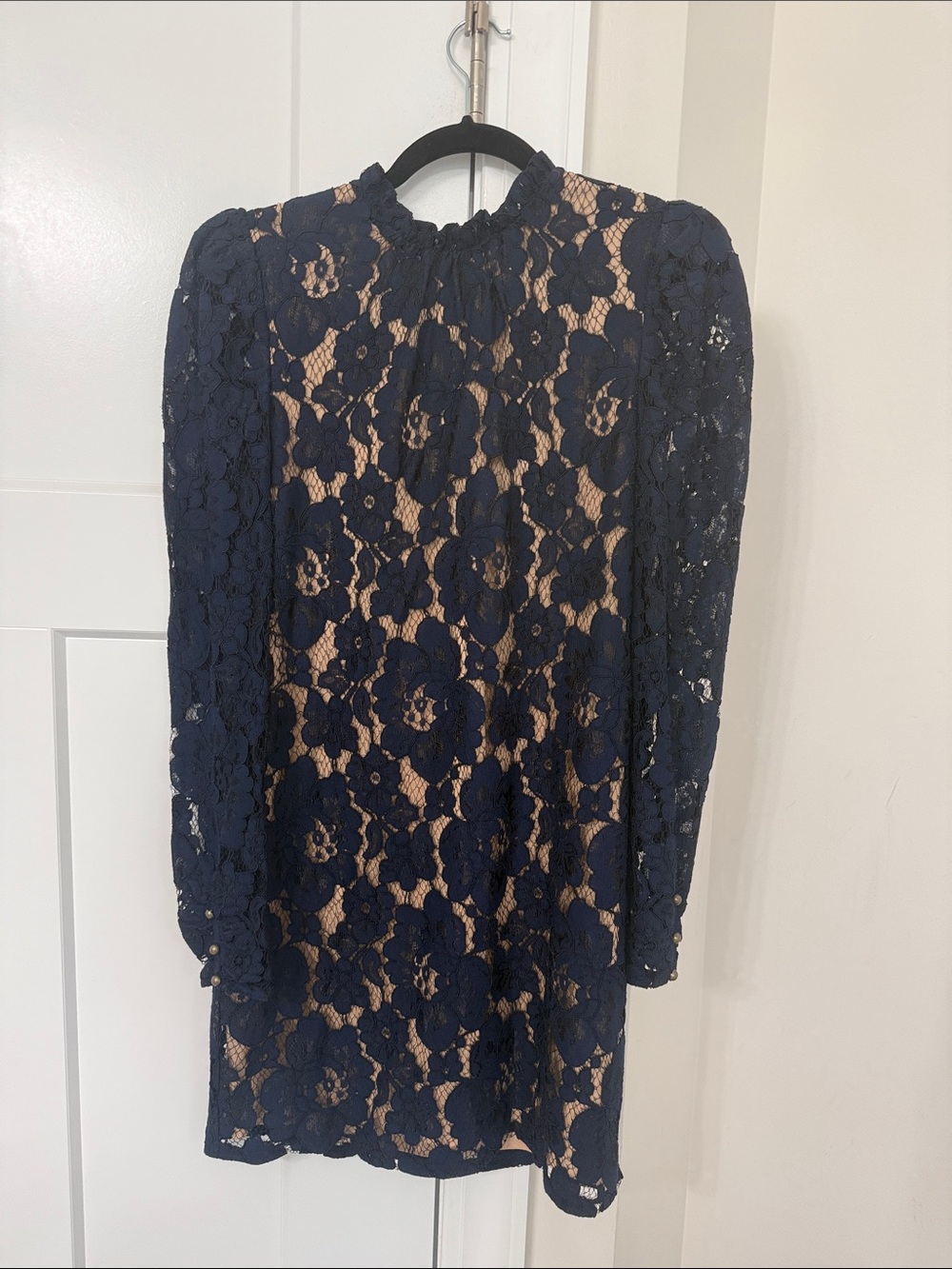NWT Wayf Navy Lace Long Sleeve Dress with Nude Lining- size small